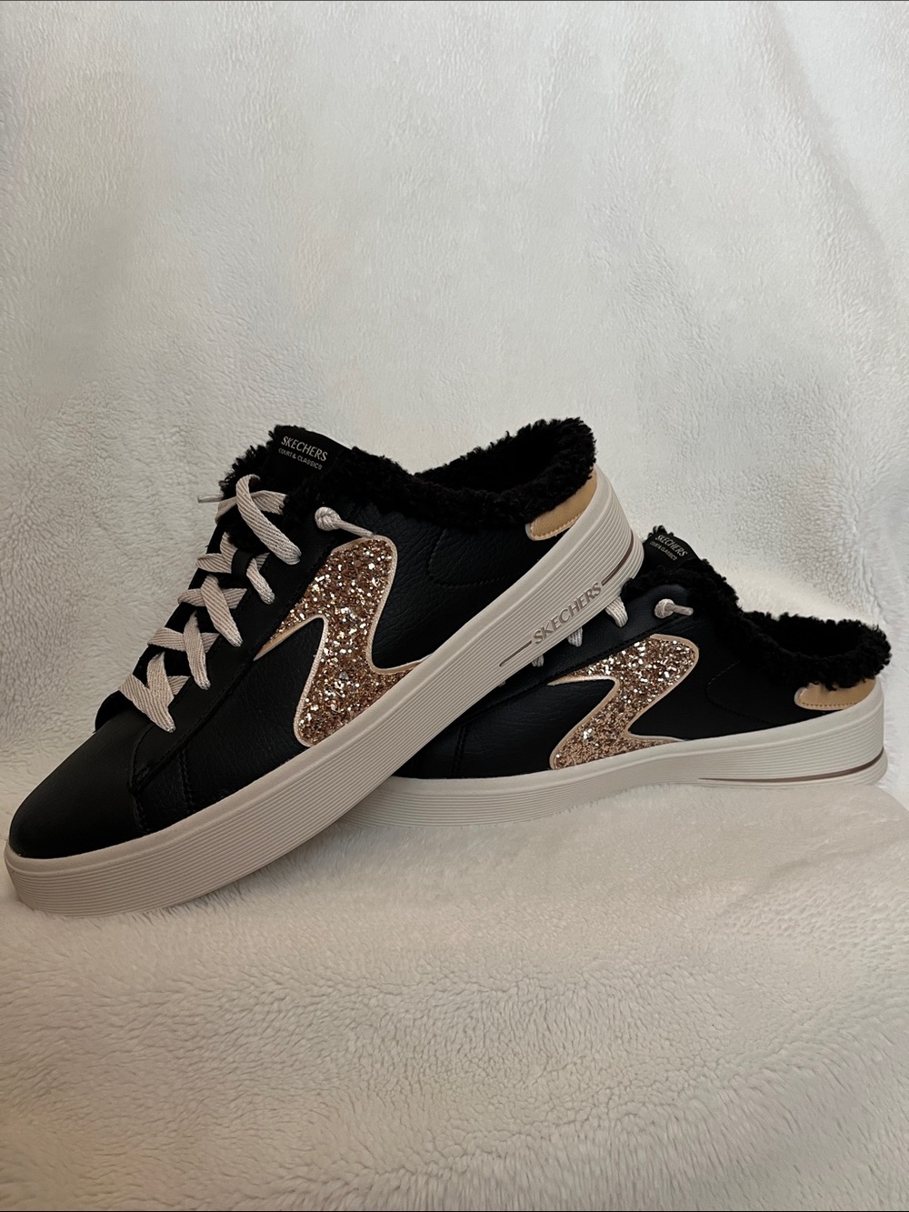 Skechers Hiland Warm Up Women’s Shoe Sneaker Size 10